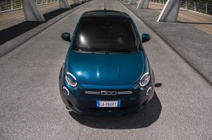 Fiat 500 la Prima 2020 года 
